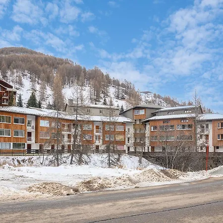 T De La Foux N 51 - 2p5c Allos